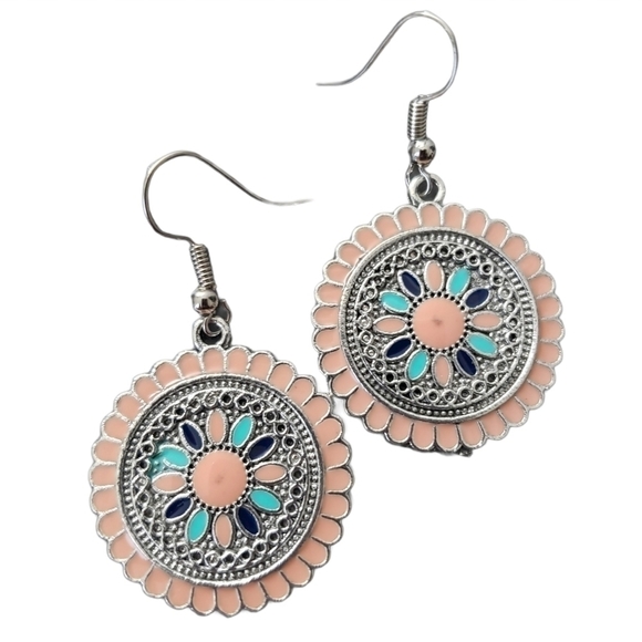 Fashion Jewelry Bohemian Dangle Earrings Sz OS - Picture 2 of 5